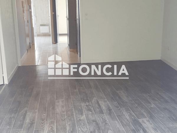 Location Appartement 3 pièces 65.06 m² - 23 RUE JEAN GERSON Rethel 08300