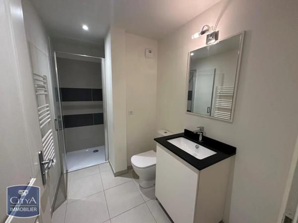 Appartement à louer 1 pièce 33.9m² Saint-Germain-en-Laye (78100)