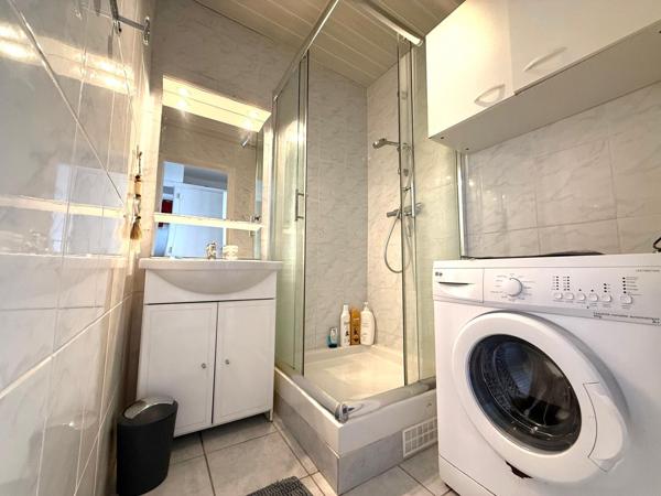 Appartement T1 BIS avec terrasse vue mer