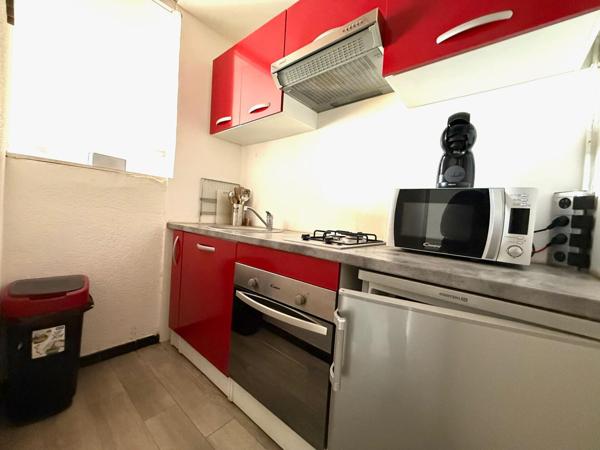 Appartement T1 BIS avec terrasse vue mer