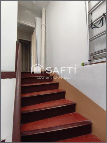 Maison de village rénovée.