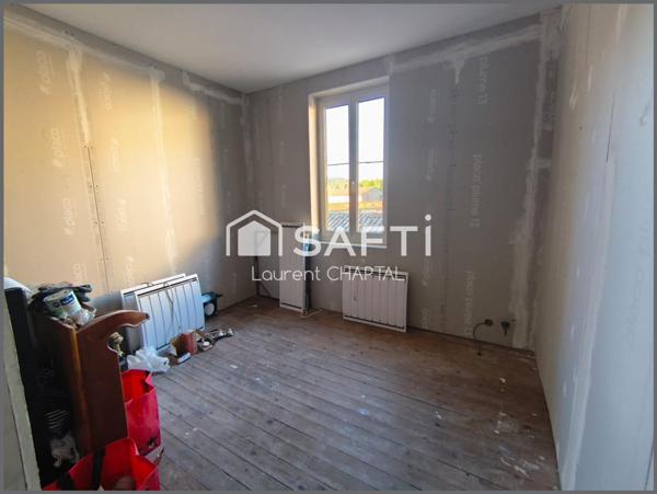 Maison de village rénovée.