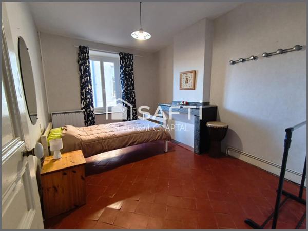 Maison de village rénovée.