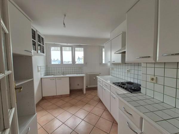 Appartement à vendre 4 pièces 121.92m² Boulogne-sur-Mer (62200)