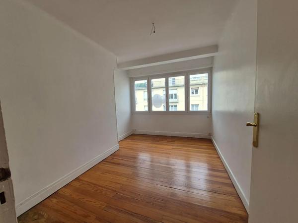 Appartement à vendre 4 pièces 121.92m² Boulogne-sur-Mer (62200)