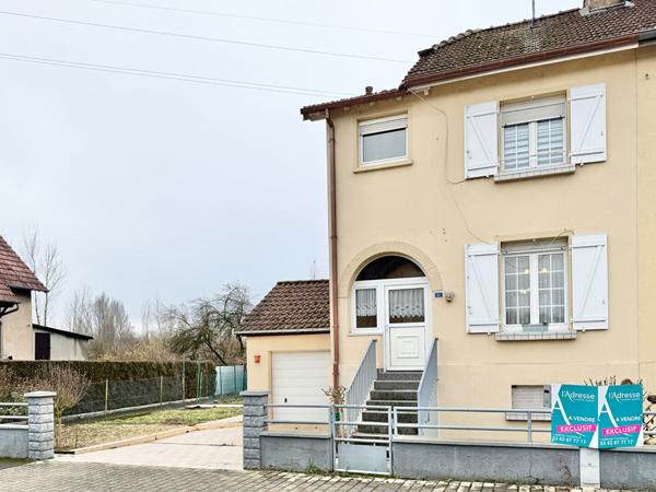 Charmante maison des années 30 avec son jardin, son garage et ses caves sèches