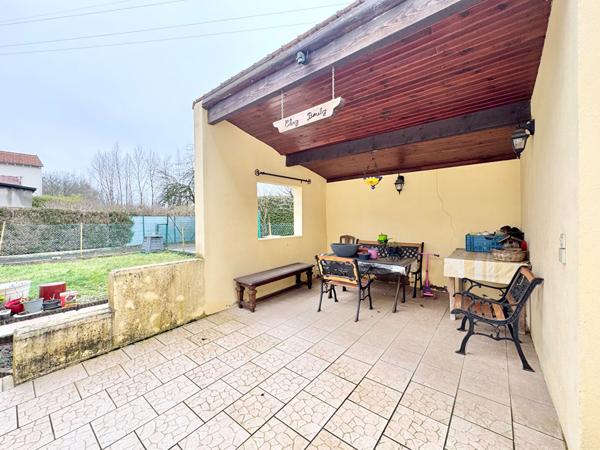 Charmante maison des années 30 avec son jardin, son garage et ses caves sèches