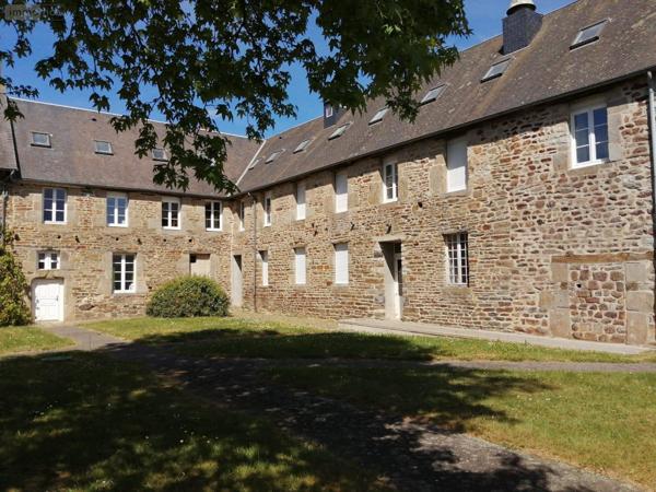 Immeuble à vendre à Barenton dans la Manche (50720), ref : 076/305