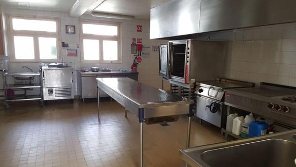 Immeuble à vendre à Barenton dans la Manche (50720), ref : 076/305