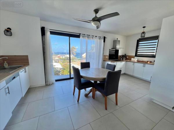 Maison à vendre à Saint-Pierre à la Réunion (97410), ref : 38474