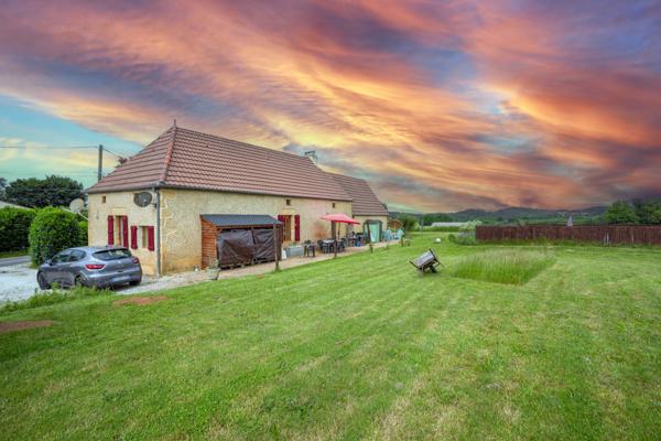 Masclat (46350) EXCLUSIVITÉ - MAISON EN PIERRE 4 PIÈCES AVEC PISCINE
