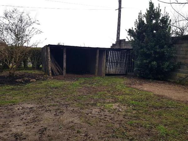 A VENDRE - GIEVRES (41) - Une maison principale d'habitation d'une surface habitable de 90m² en...