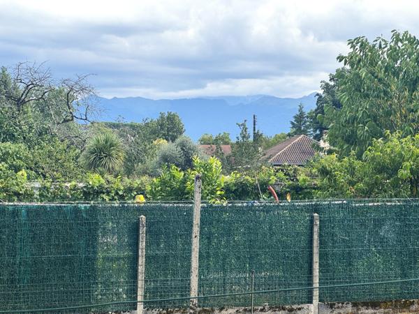 Maison de plain-pied de 100m² avec jardin