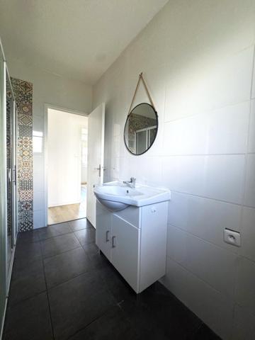 Maison de plain-pied de 100m² avec jardin