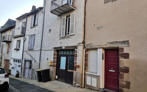 Maison à vendre    3 pièces •  Allassac