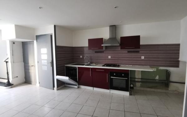 Maison à vendre    3 pièces •  Allassac