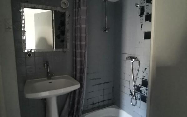 Maison à vendre    3 pièces •  Allassac