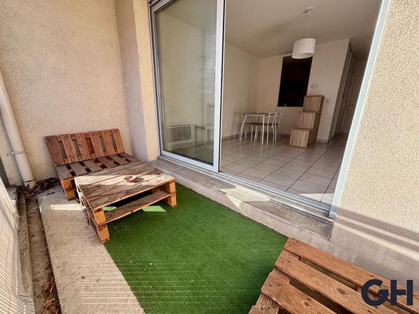 Appartement 2 pièces avec terrasse et garage