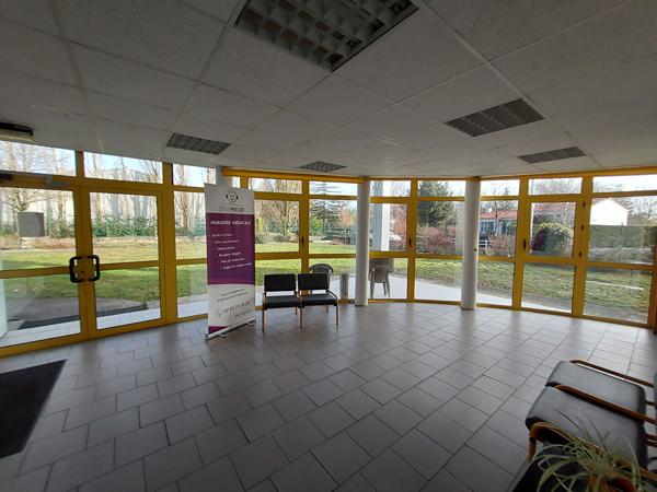 Local commercial Sallertaine 900 m2 , Sallertaine