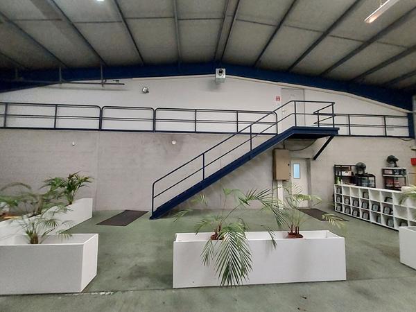 Local commercial Sallertaine 900 m2 , Sallertaine