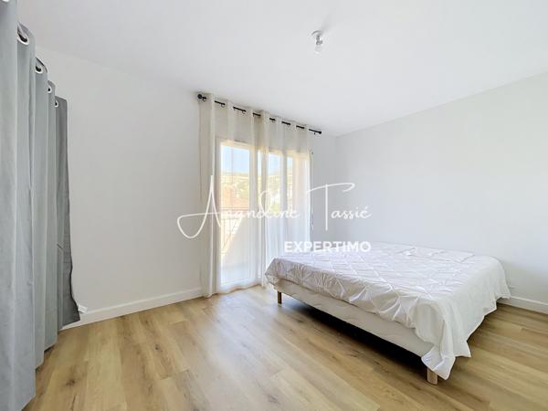 Un appartement entièrement rénové, prêt à vous accueillir !