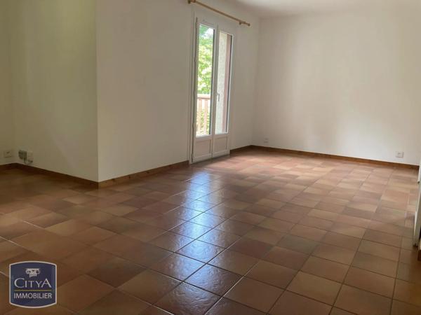 Appartement à louer 3 pièces 68m² Prévessin-Moëns (01280)