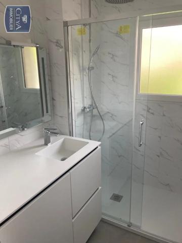 Appartement à louer 3 pièces 68m² Prévessin-Moëns (01280)