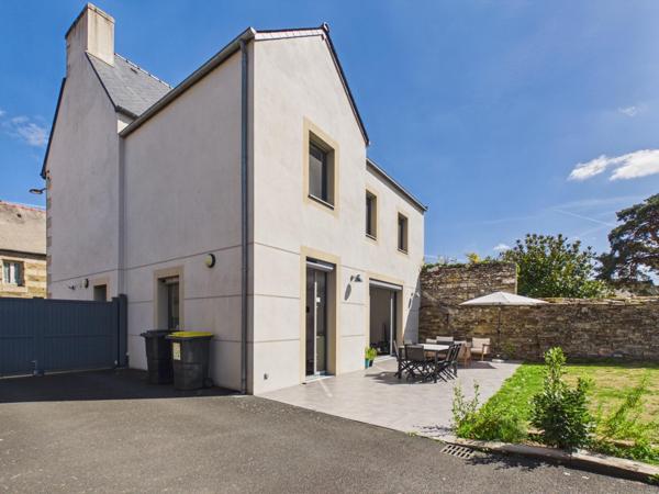 COUP DE CŒUR MAISON DE 183 m² ENTIEREMENT RÉNOVÉE