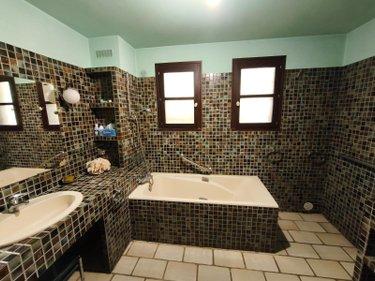 Villa à vendre à Oraison dans les Alpes-de-Haute-Provence (04700), ref : 1606