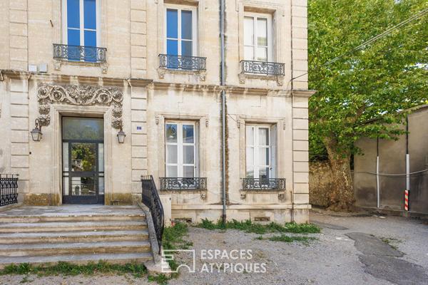 Appartement à réinventer en loft d’exception avec terrasse tropezienne