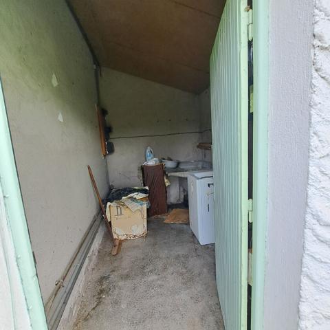 A VENDRE LAVELANET 2 APPARTEMENTS + 2 GARAGES + 2 JARDINS