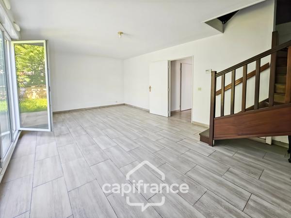 MAISON FAMILIALES 5 PIÈCES AVEC JARDIN ET GARAGE