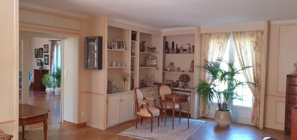 Aougny (51170) GRANDE MAISON AVEC GITE ET BEAU TERRAIN