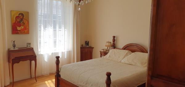 Aougny (51170) GRANDE MAISON AVEC GITE ET BEAU TERRAIN