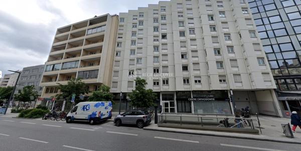 Parking / Box à louer à Villeurbanne (69100)