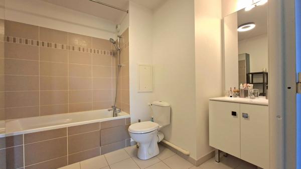 RARE APPARTEMENT DE 91 M² - 4 PIECES - 3 CHAMBRES - DERNIER ETAGE - TERRASSE DE 35 M² - SANS VIS A VIS - CHATENAY-MALABRY
