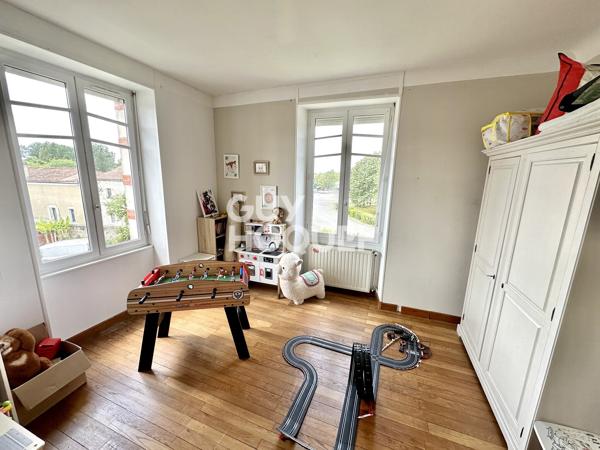 Maison à Doix-Les-Fontaines