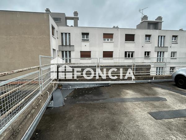 Location Parking - 40 RUE DU COLOMBIER Orleans 45000