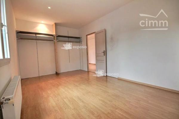 Froges => À louer : Local commercial de 78 m² en zone artisanale