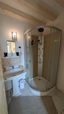 Maison de charme, terrasse avec son spa