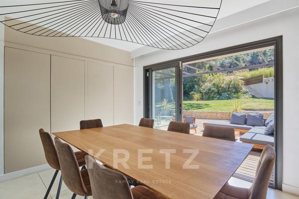 VENTABREN, VILLA DE CHARME RÉNOVÉE DE 200 m2, 4 CHAMBRES, 2 700 m2