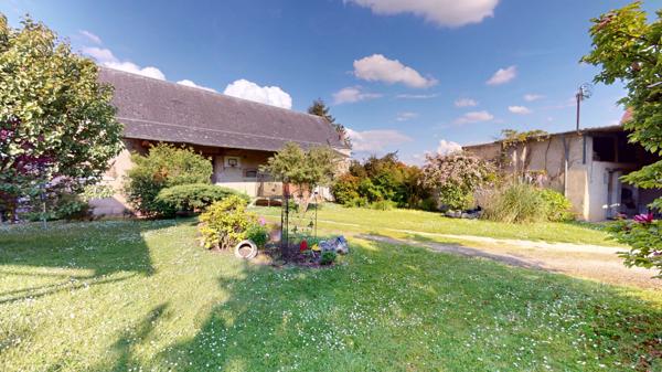 Corps de ferme à Saint Florent Sur Cher 
