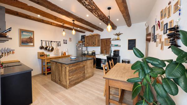 Charmante maison de village avec terrasse ensoleillée