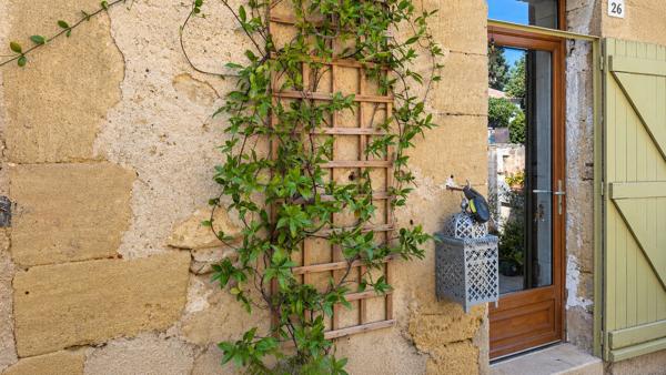 Charmante maison de village avec terrasse ensoleillée