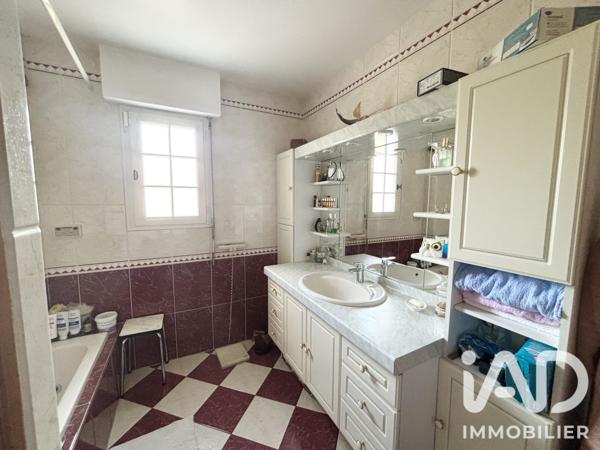 Maison à vendre 6 pièces 167 m² Saint-Gaultier