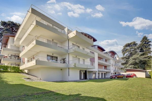 Vente Appartement de luxe Évian-les-Bains 4 Pièces 75 m²