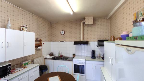 Jolie maison proche centre.