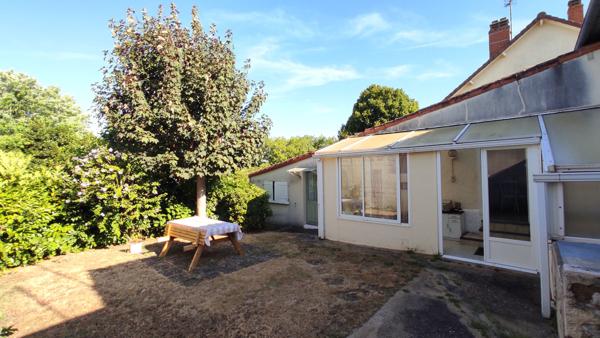 Jolie maison proche centre.