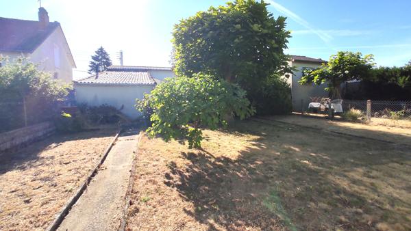 Jolie maison proche centre.