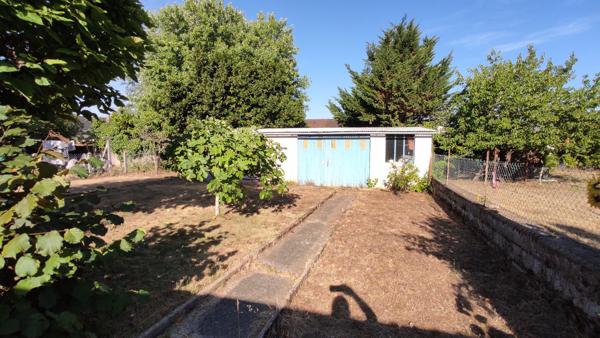 Jolie maison proche centre.